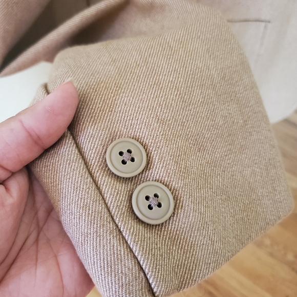 Blazer 🌻 - Picture 7 of 9